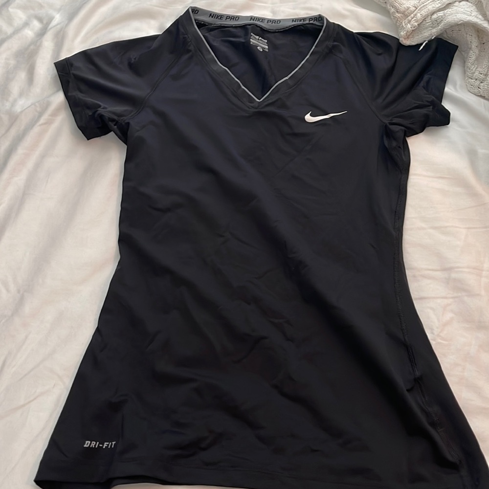 Nike dri fit top